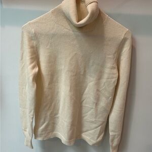 J Crew cream cashmere turtleneck sweater, XXS